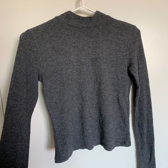 High Neck Long Sleeve Shirt - Picture 2 of 3